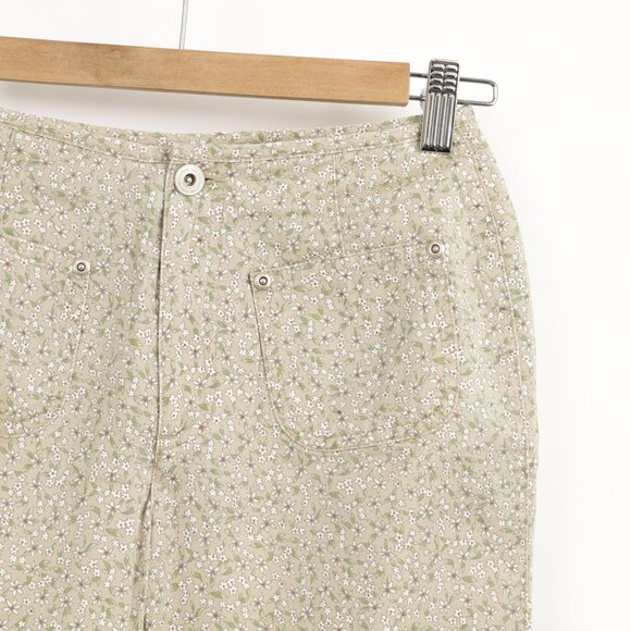 Liz Claiborne Lizwear Petite Floral Capri Pants size 2P - Picture 4 of 12